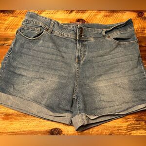 Highway jeans denim shorts Size 20